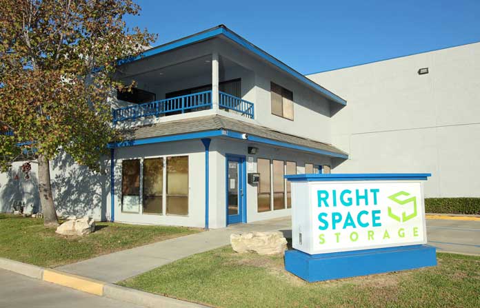 RightSpace Storage office entrance.