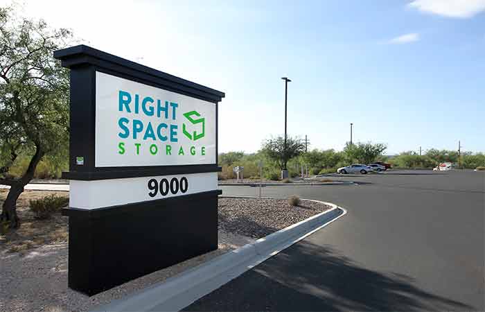 RightSpace Storage entrance parking lot.