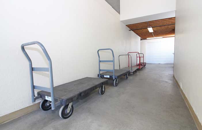 Complimentary moving dollies for easy loading and unloading of units.