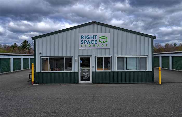 RightSpace Storage office located in Nashua.